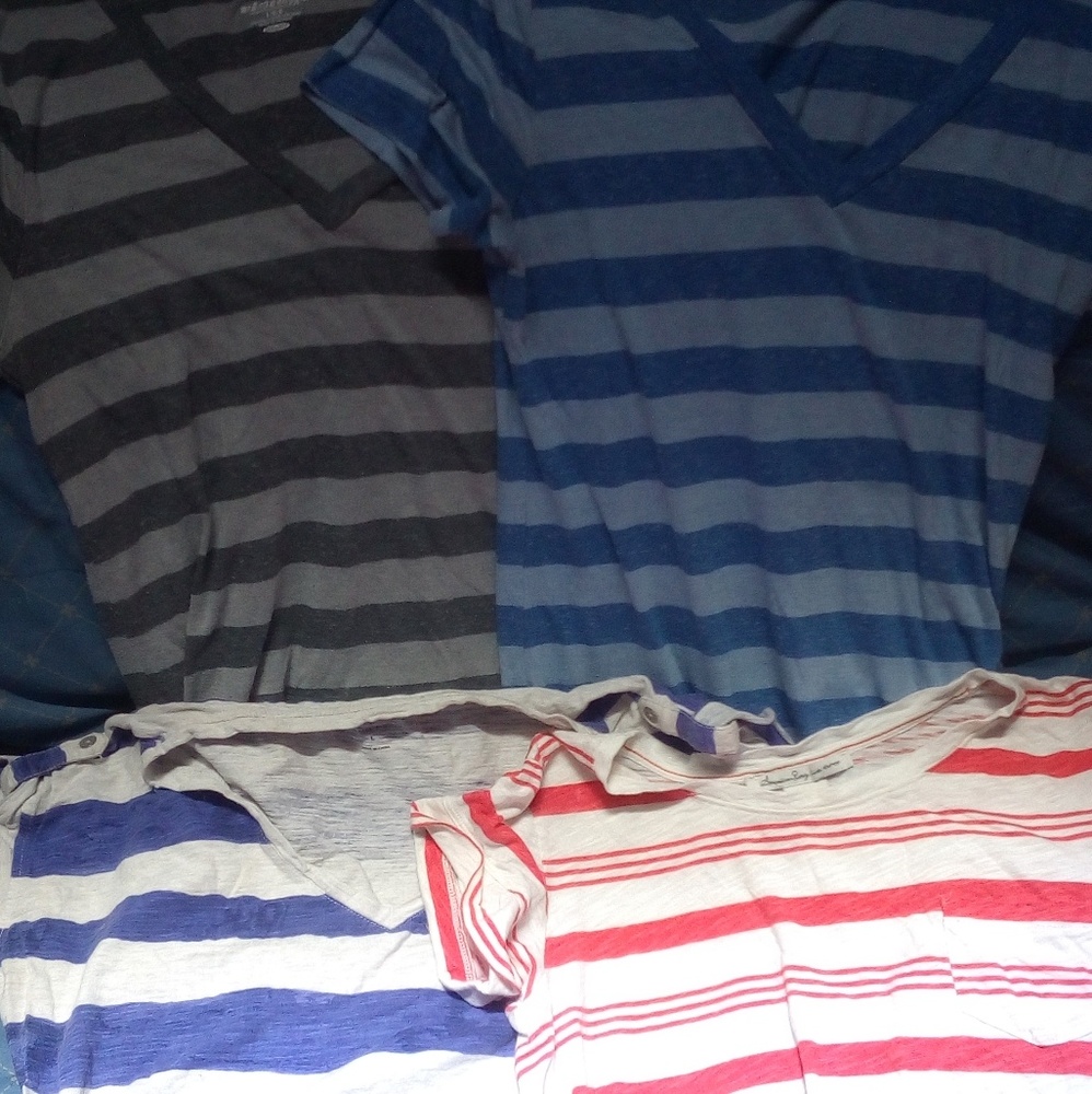 Boundle of 4 shirts